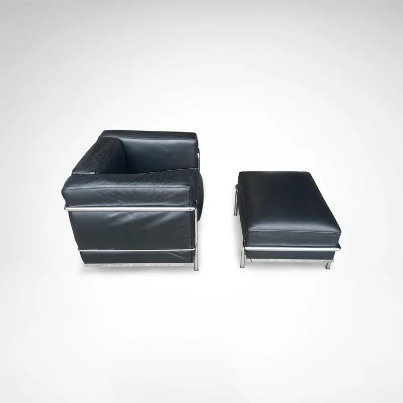 LC2 armchair by Le Corbusier et al. for Cassina 1990s