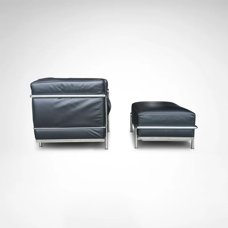 LC2 armchair by Le Corbusier et al. for Cassina 1990s