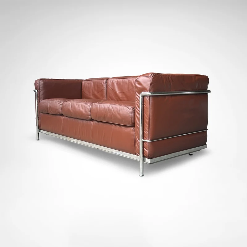 Early production LC2 leather 3-seater sofa by Le Corbusier et al Cassina 1970s