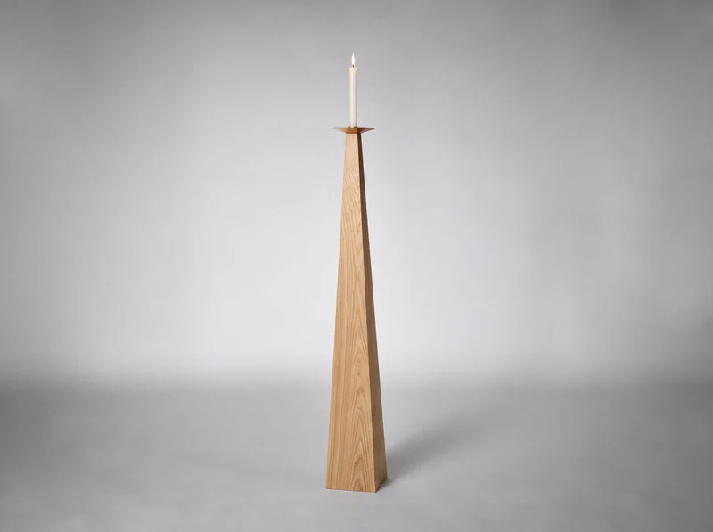 Taes Candle Holder