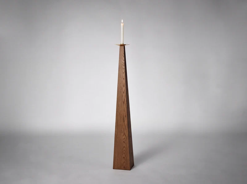 Taes Candle Holder