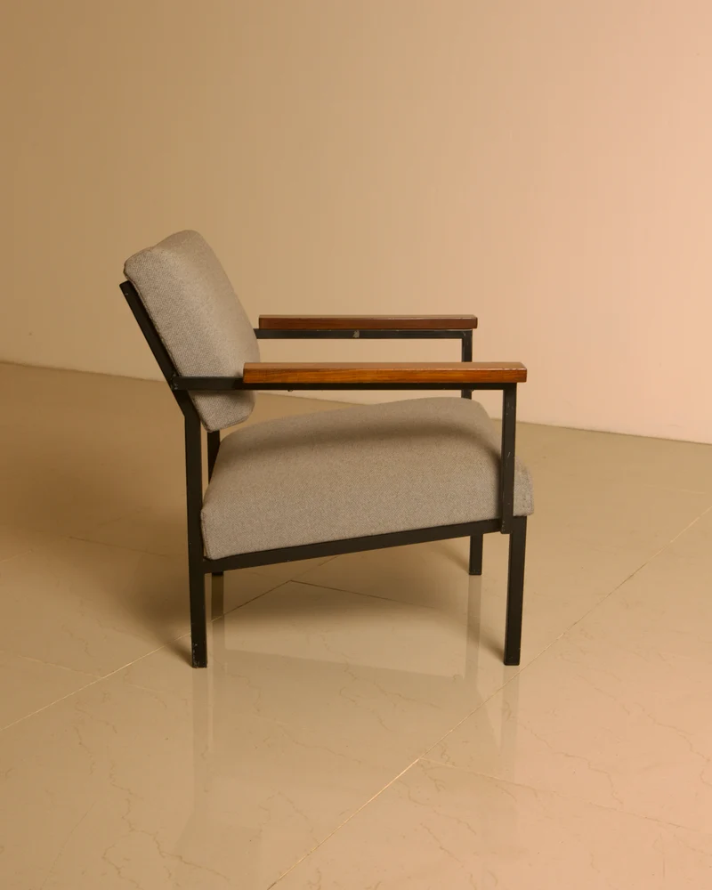 Lounge chair in grey fabric and wood by Gijs van der Sluis, 1960s