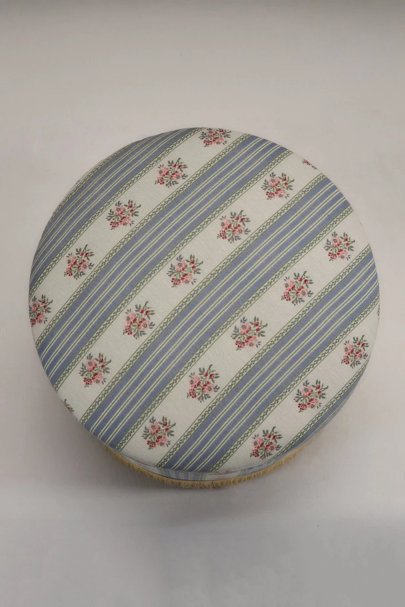 POMONA POEF - SOFA STRIPE 1