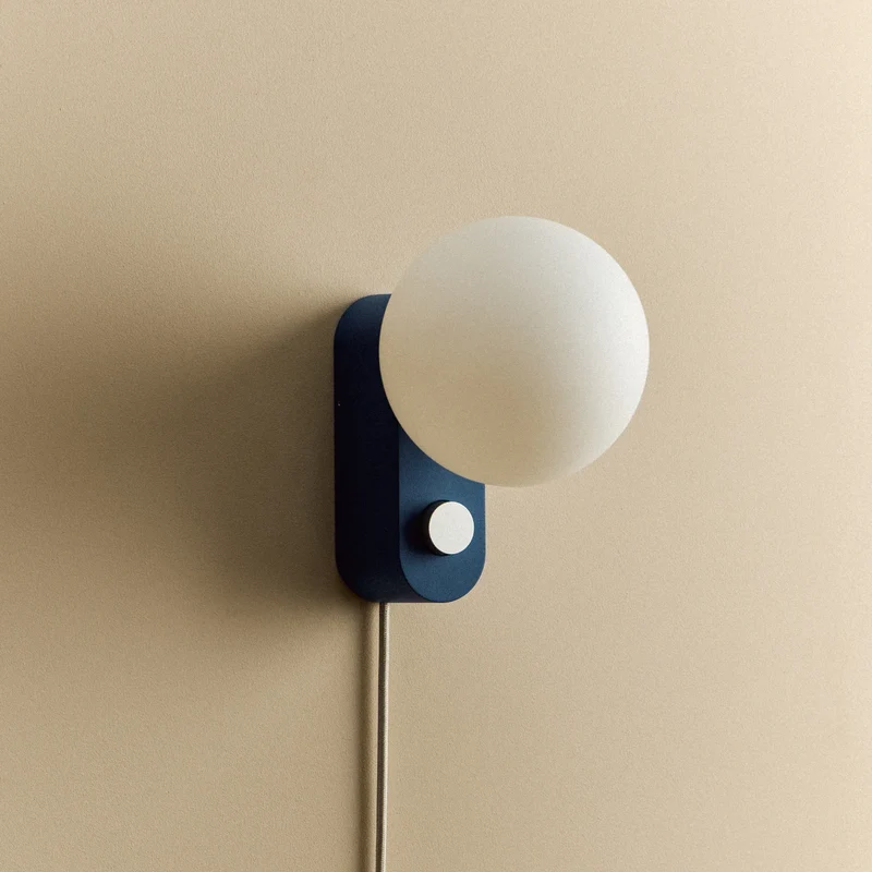 Alumina Multi-Use Lamp in Sapphire