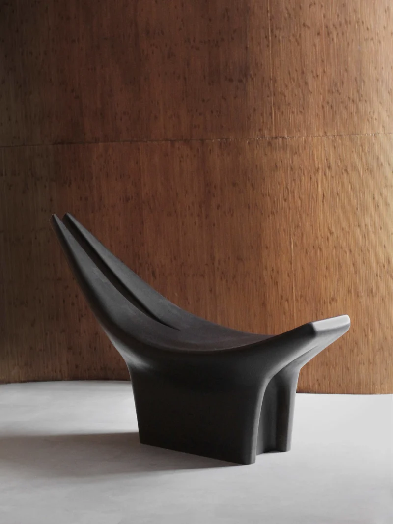 Dym Lounge Chair