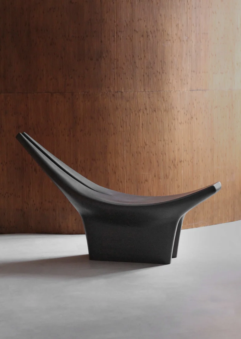 Dym Lounge Chair