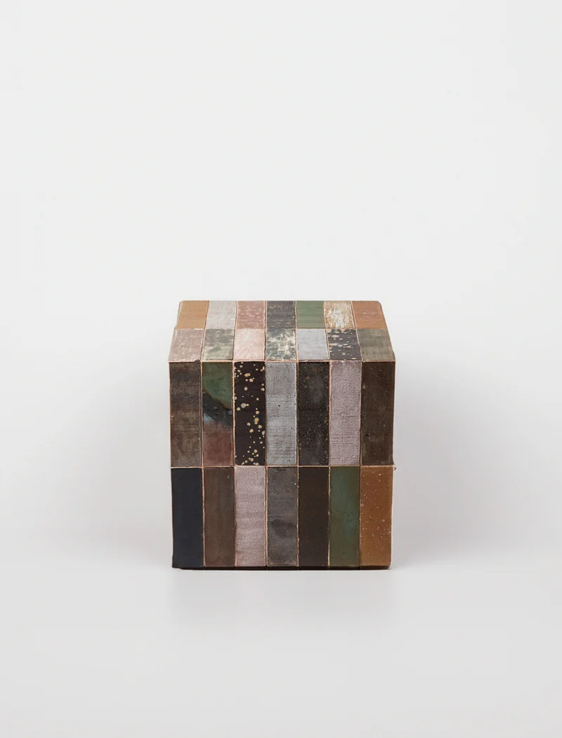 Minerales Side Table