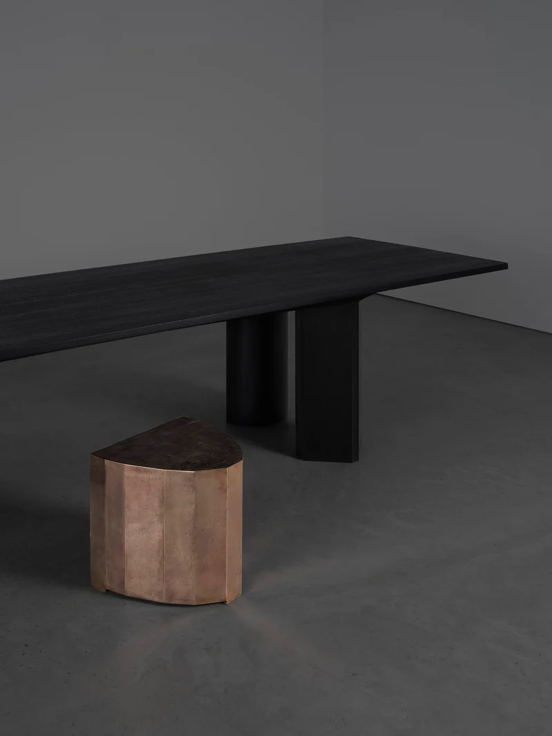 HY [b] - Sculptural Stool