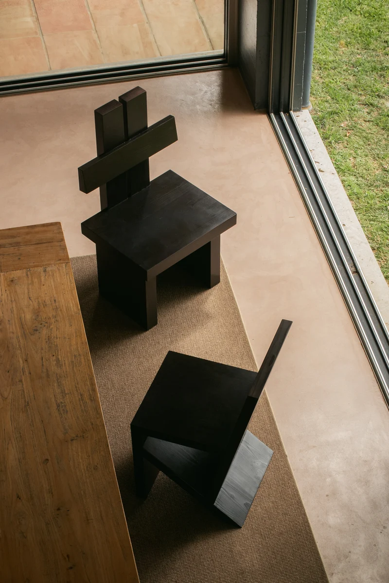 CH02 CHAIR
