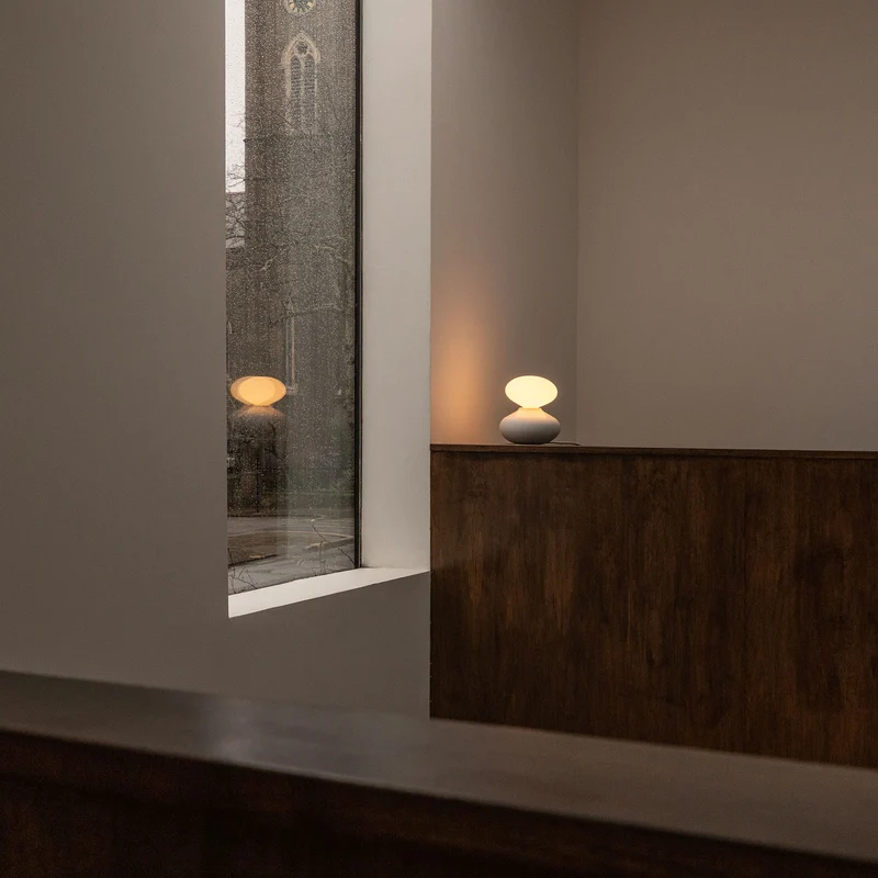 Reflection Oval Table Lamp