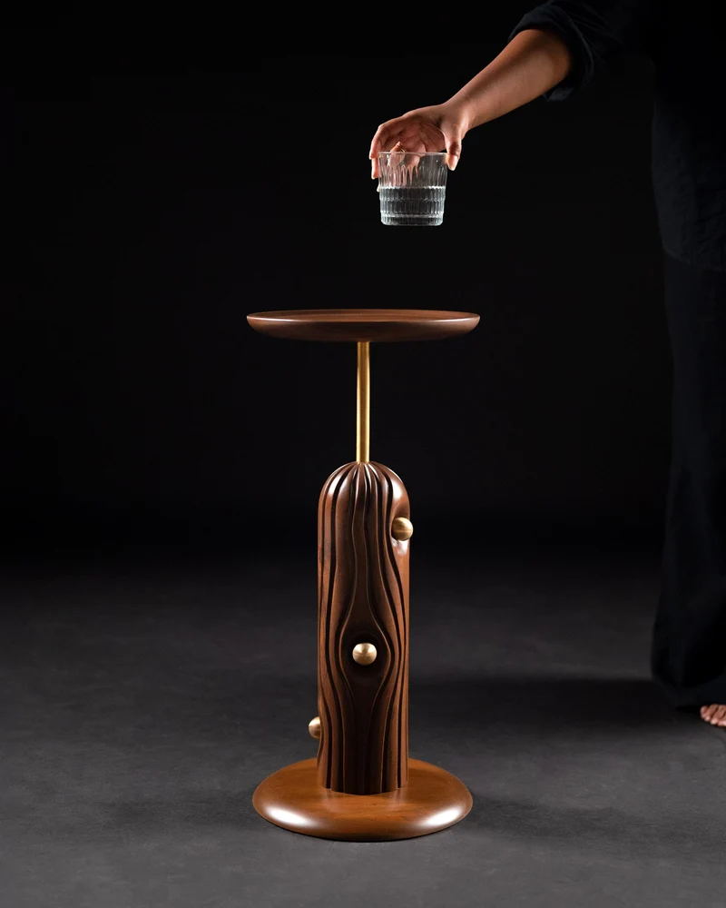 Linea Cocktail Table