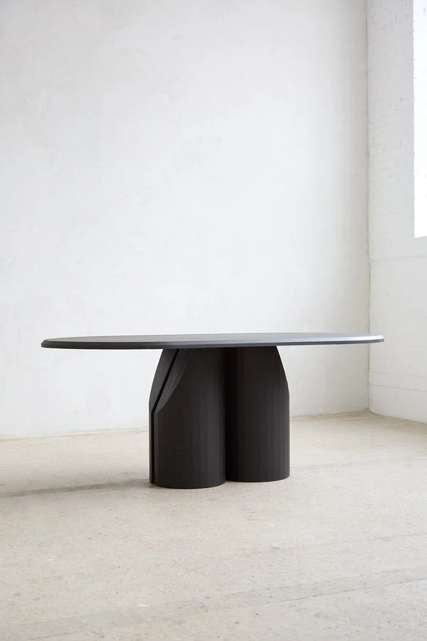 Barrow Dining Table in Solid Wood