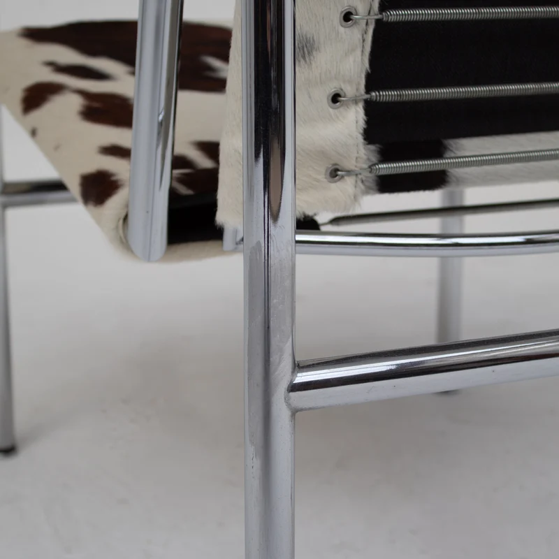 Le Corbusier, Pierre Jeanneret, Charlotte Perriand LC1 Chairs by Cassina