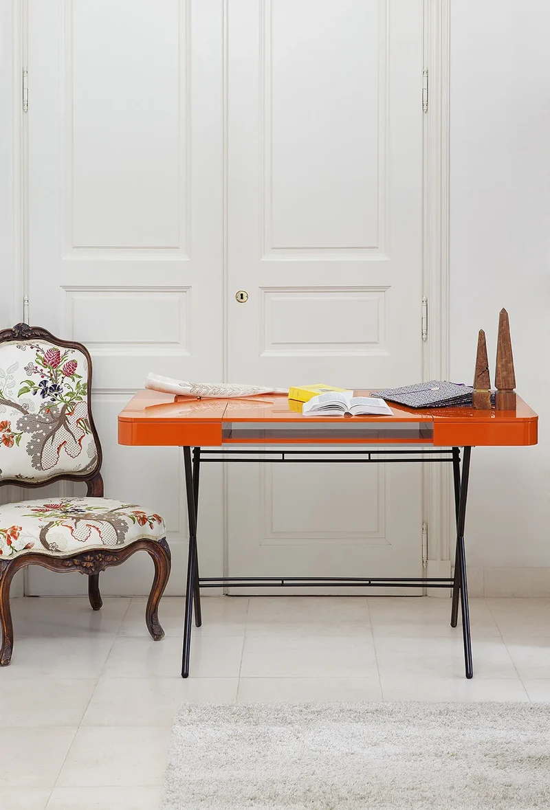 Bureau Cosimo, laqué orange brillant | Marco Zanuso Jr