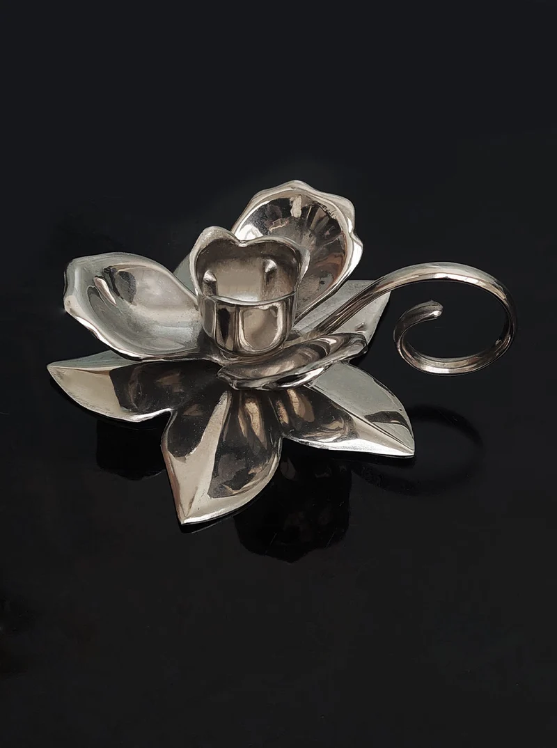 Floral Candleholder