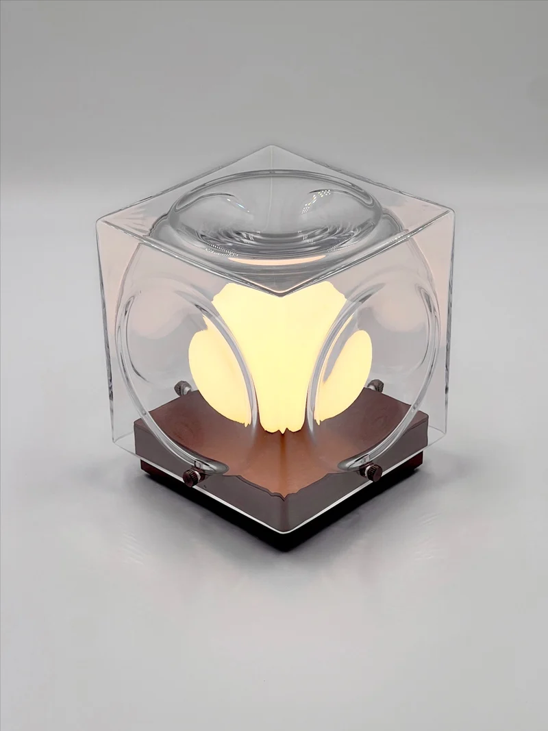 Chant Portable Bronze Table Lamp