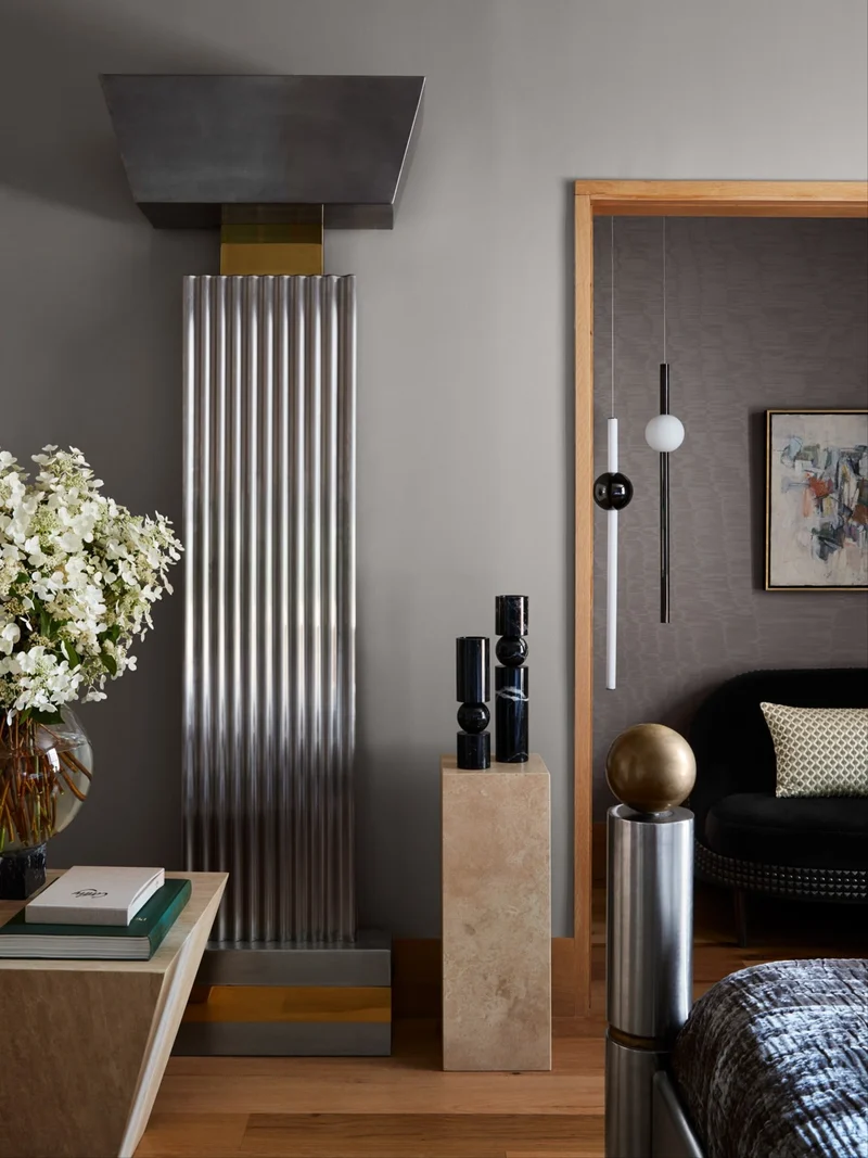 Fulcrum Candlestick Black Marble