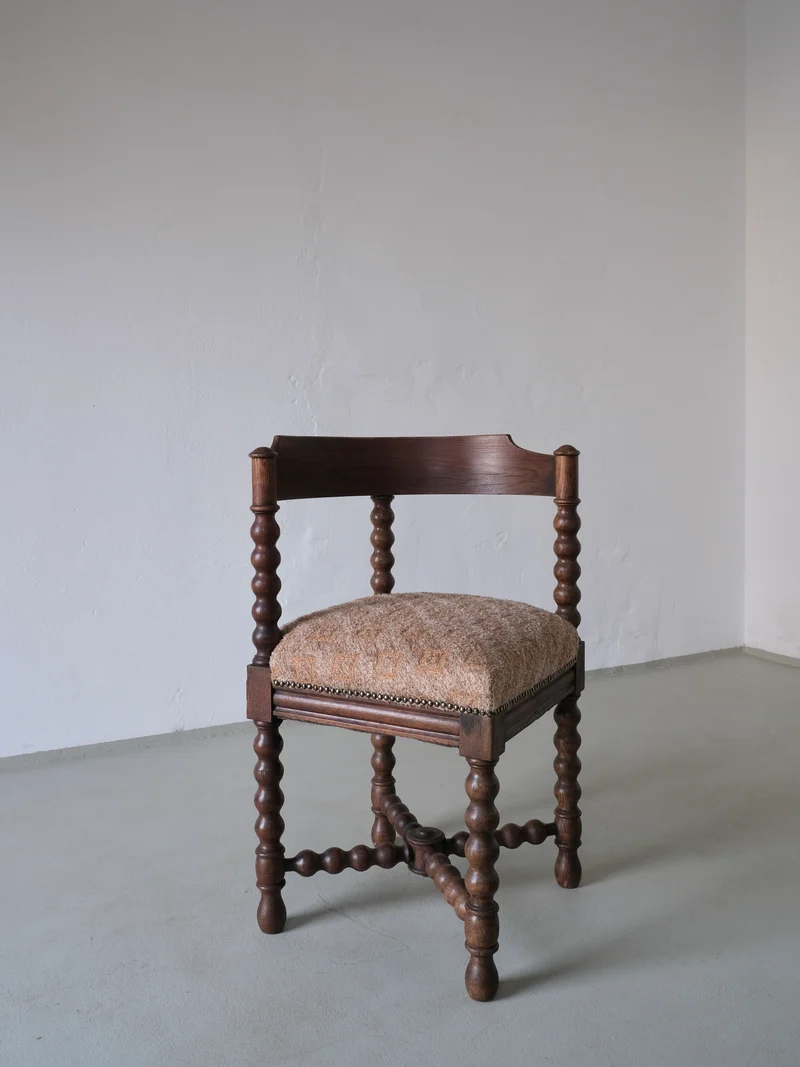 Antique Bobbin Turned Corner Chair