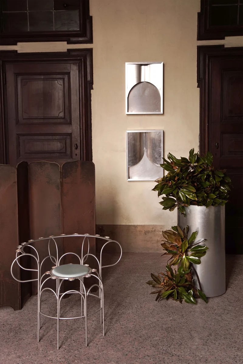 The Armchair With Shells