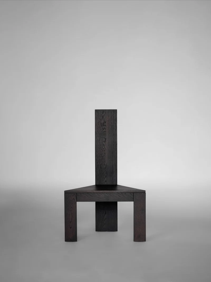 Trigon Chair
