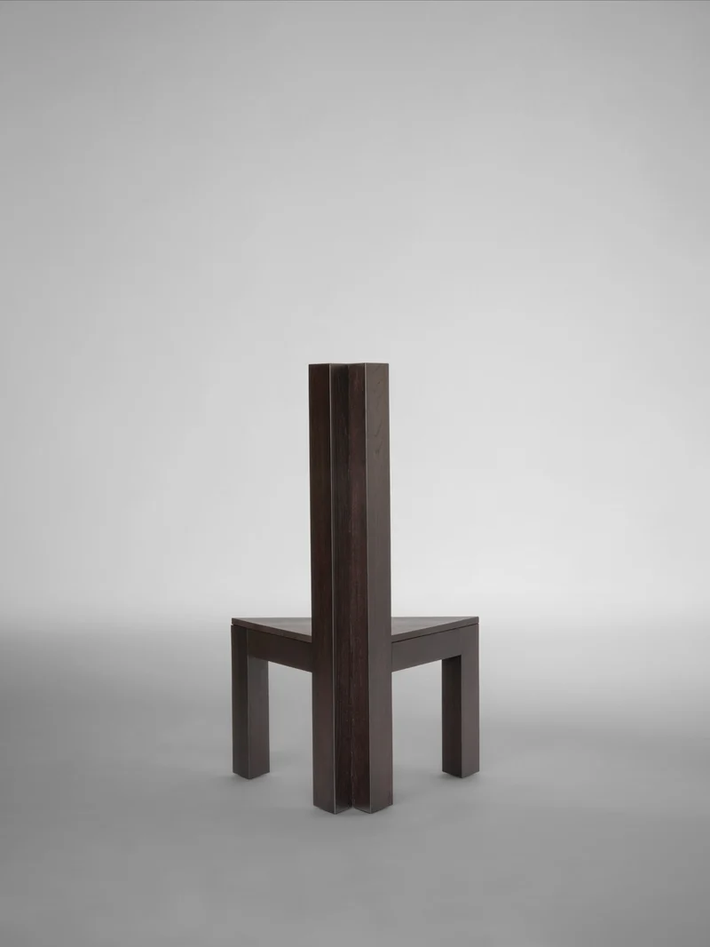 Trigon Chair