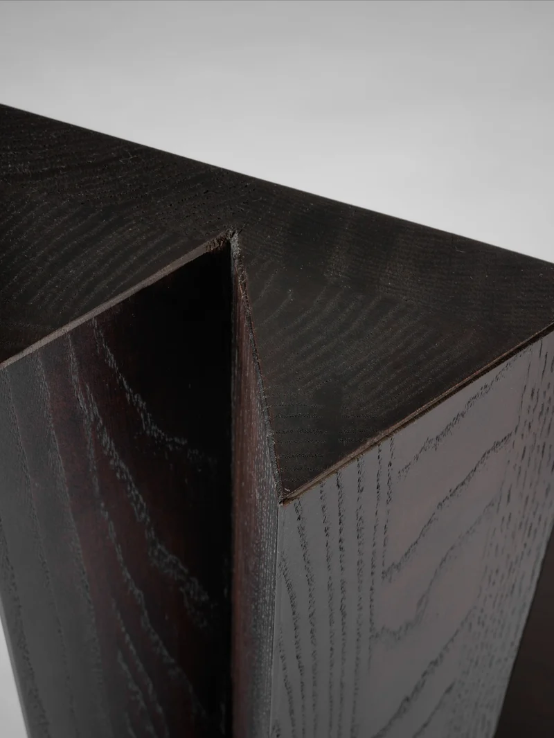 Trigon Chair