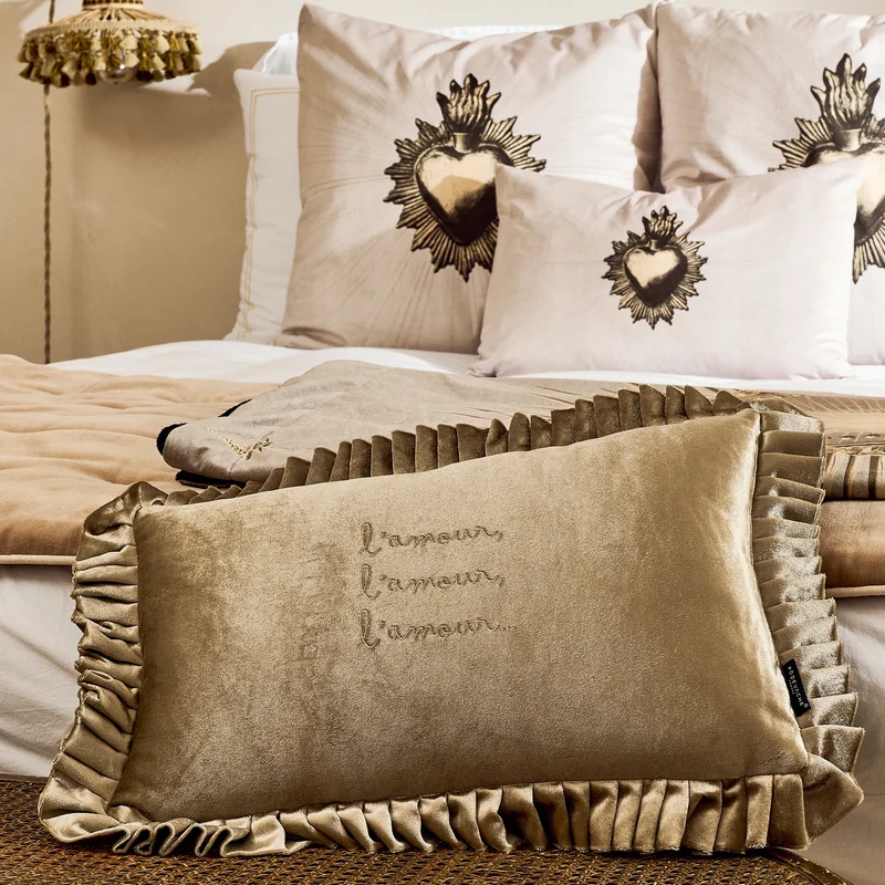 Coussin velours brodé Leyva