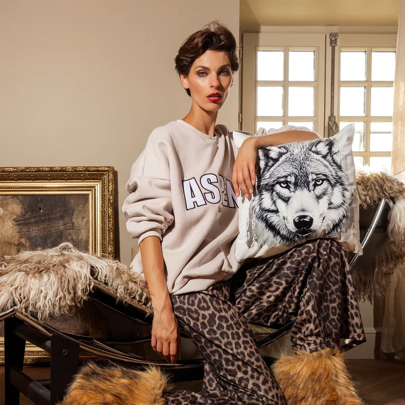 Coussin Velours Loup Sestola