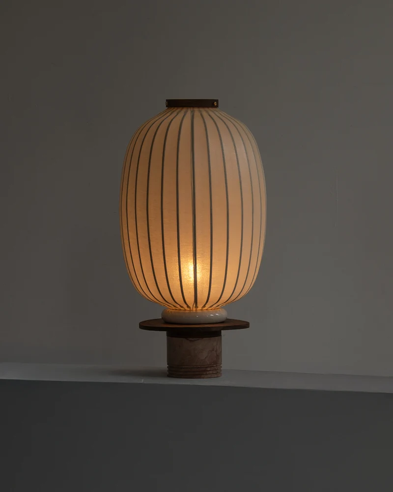 'Peach Charm' Table Lamp