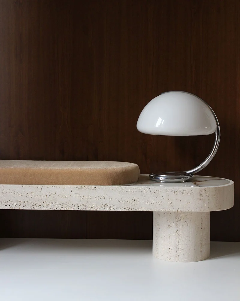 Noto Bench