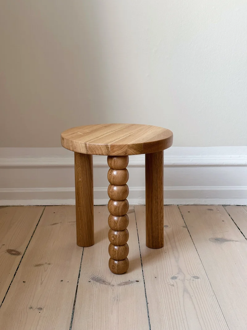 Piloti Side Table in Oak