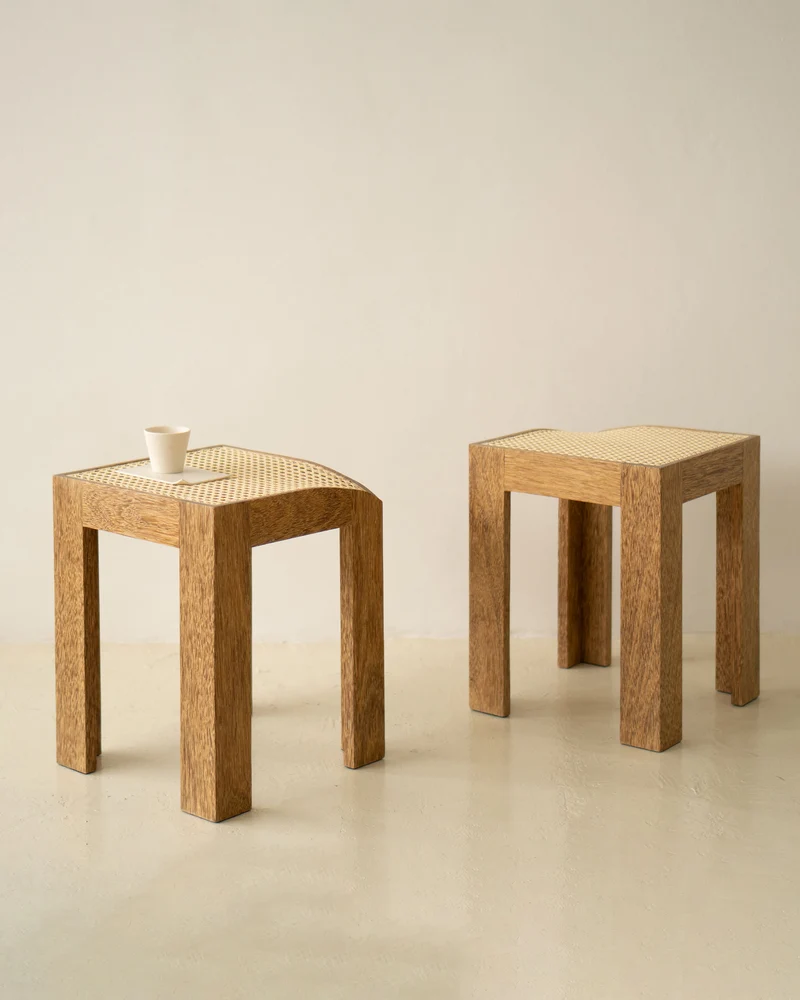 "Canto" Stool