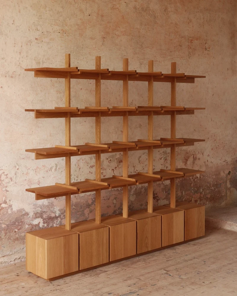 Veliero Bookshelf