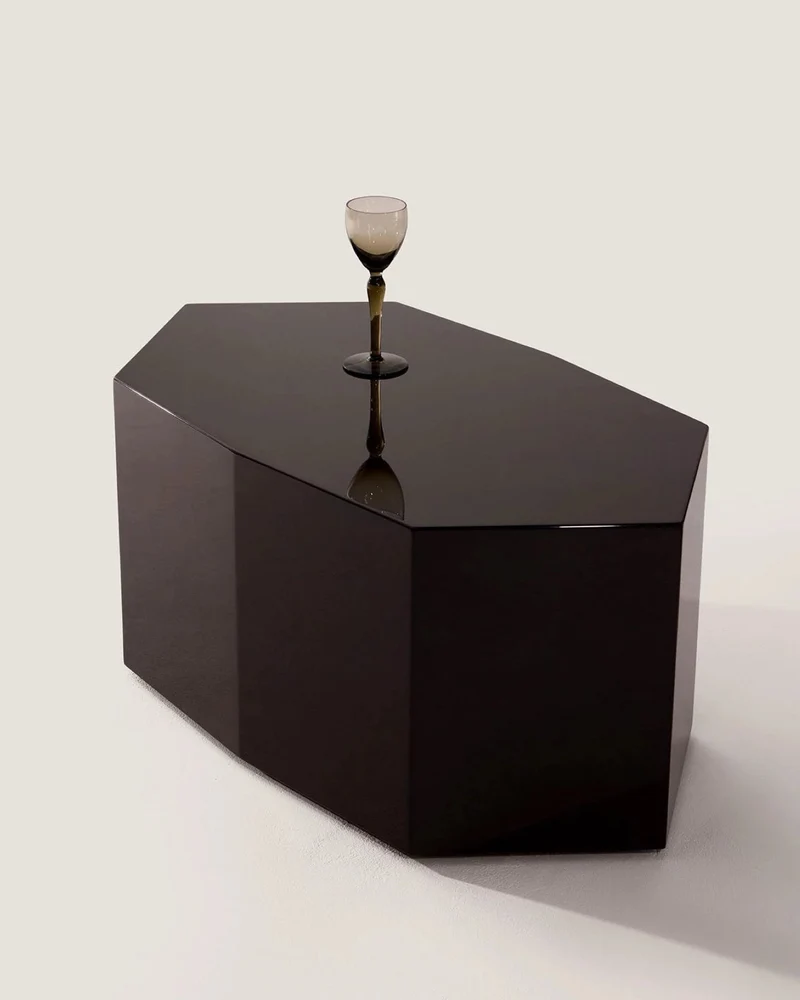 Ame III Lacquer Coffee Table