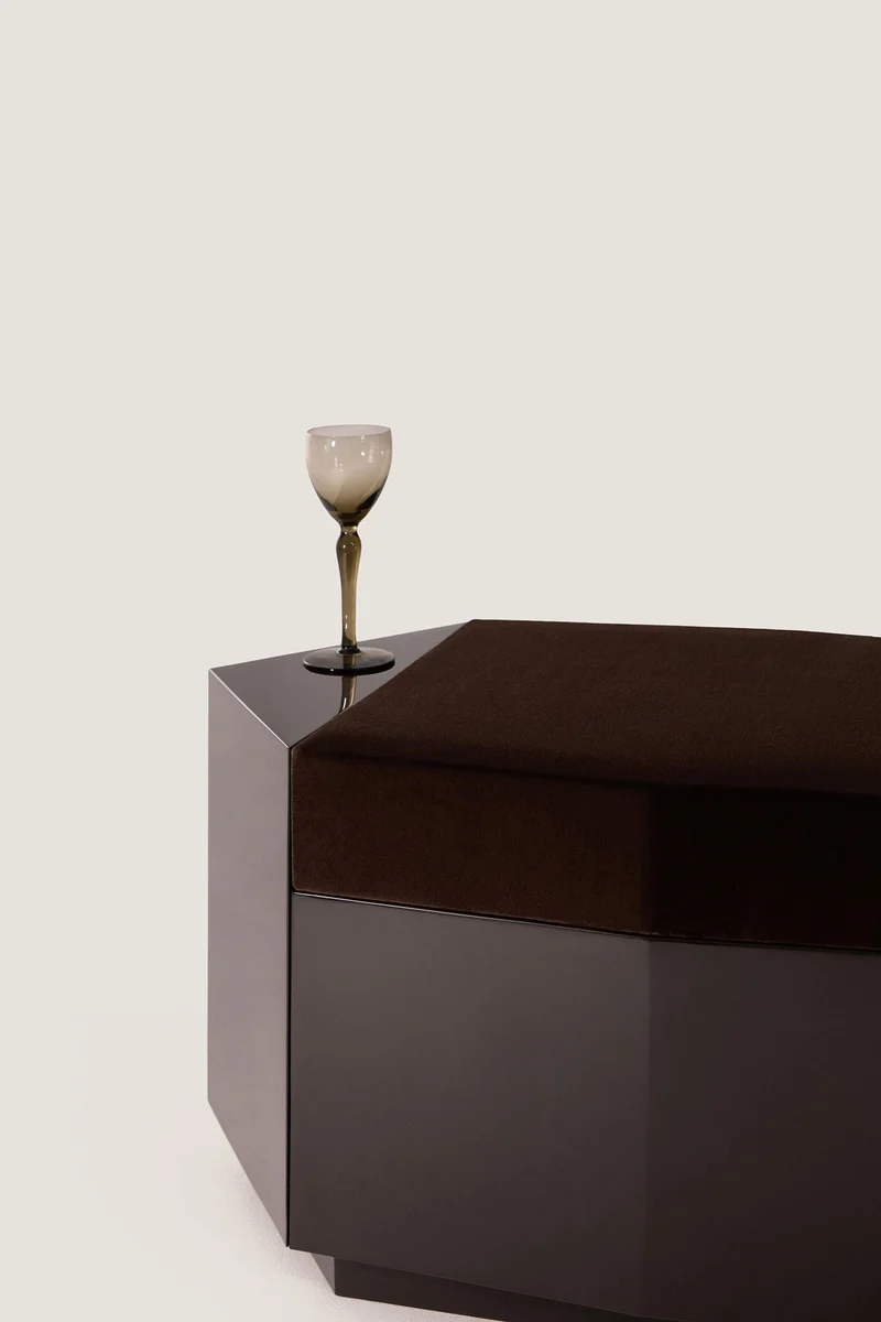 Ame I Lacquer Ottoman