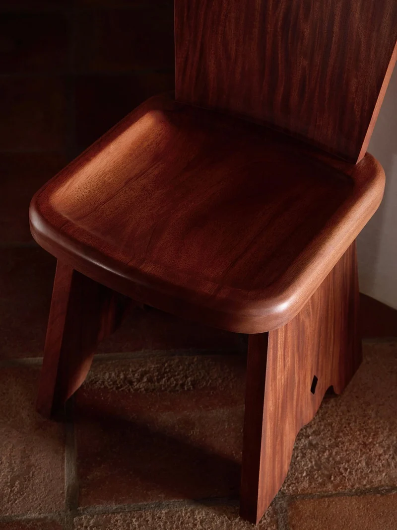 Rambling Chair in African Mahogany Wood