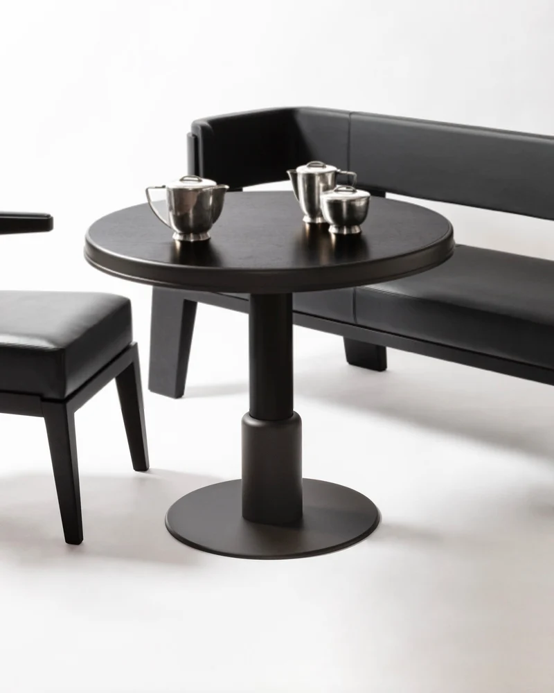 LLUIS TABLE ROUND