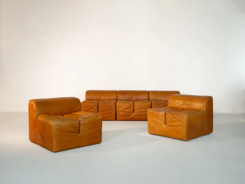 'Ipercubo 200' by Jonathan de Pas, D'Urbino, Lomazzi for Driade