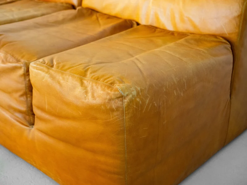 'Ipercubo 200' by Jonathan de Pas, D'Urbino, Lomazzi for Driade