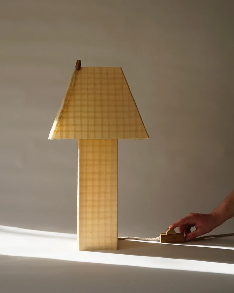 Grid Resin Table Lamp