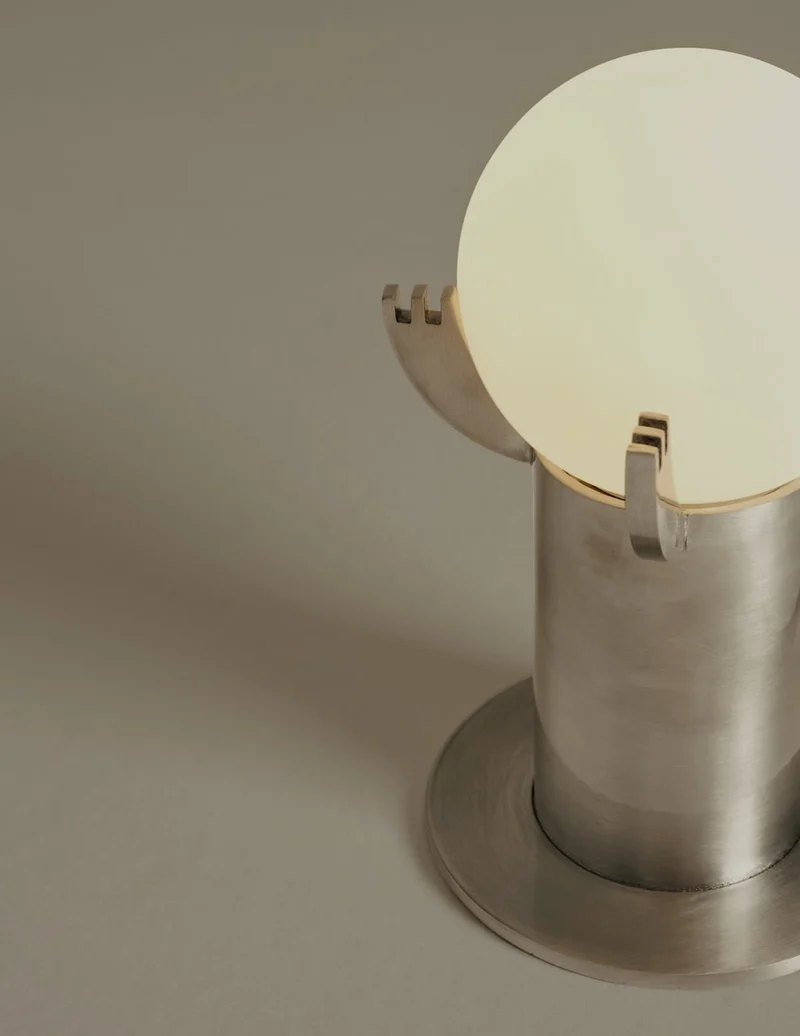 Mago Aluminium Table Lamp