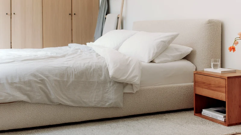 Dream Storage Bed, Full, Cream Boucle