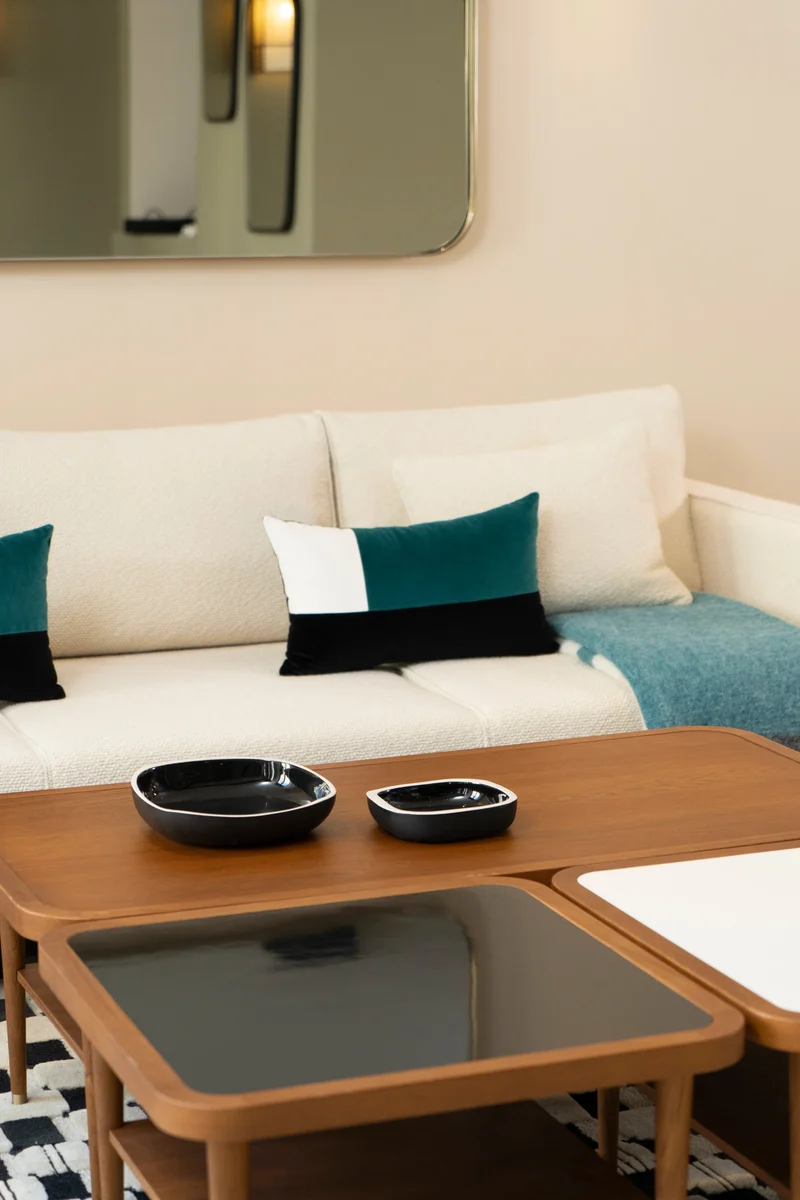 Puzzle Coffee Table - Black
