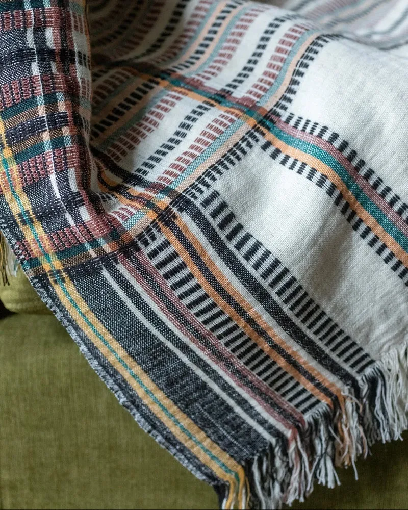 Plaid Banai