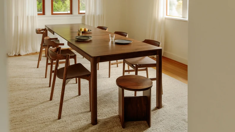 Bridge Extendable Dining Table, Seats 6-12, Oak