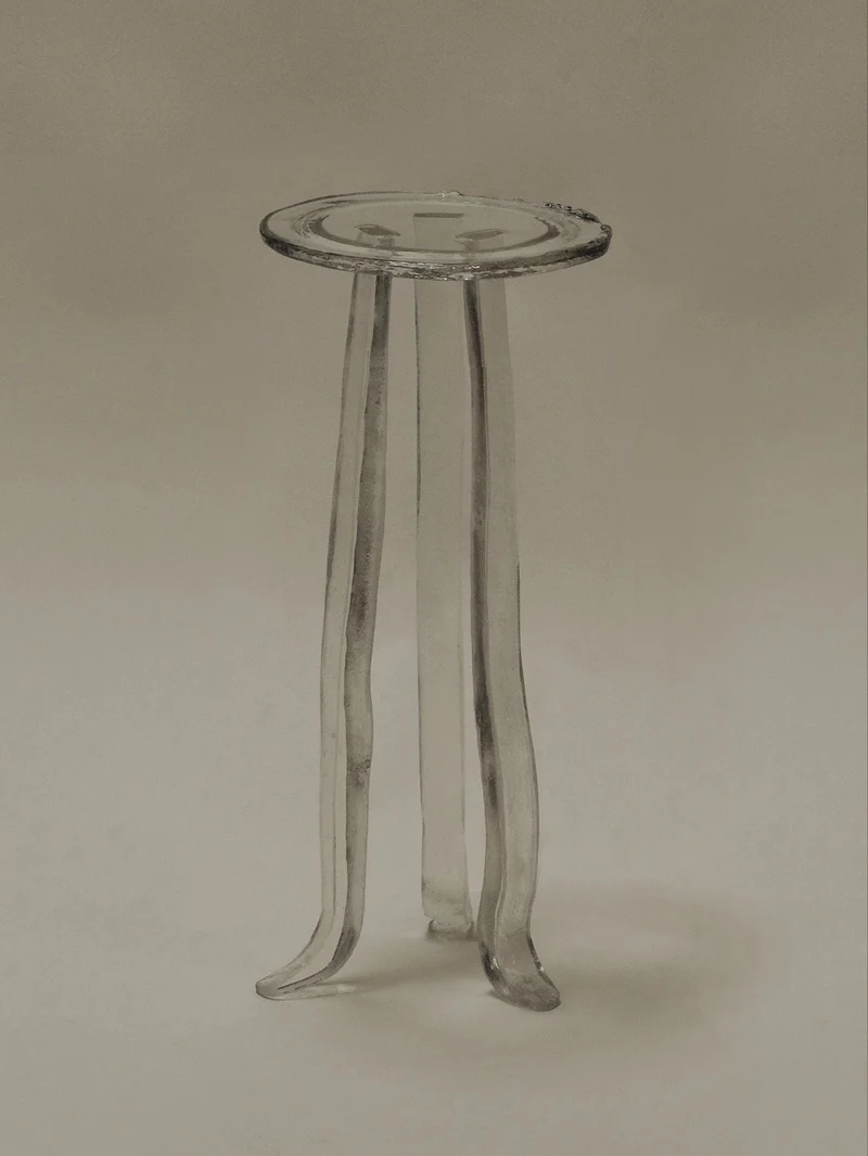 Lung 1.0 Transparent Side Table