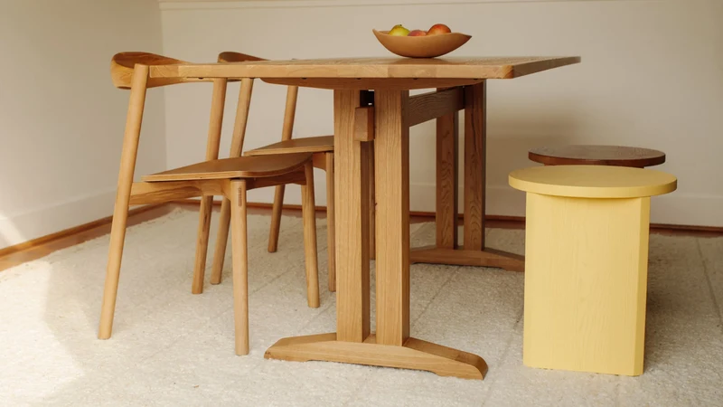 Flight Dining Table, Seats 6-8, Brushed Oak