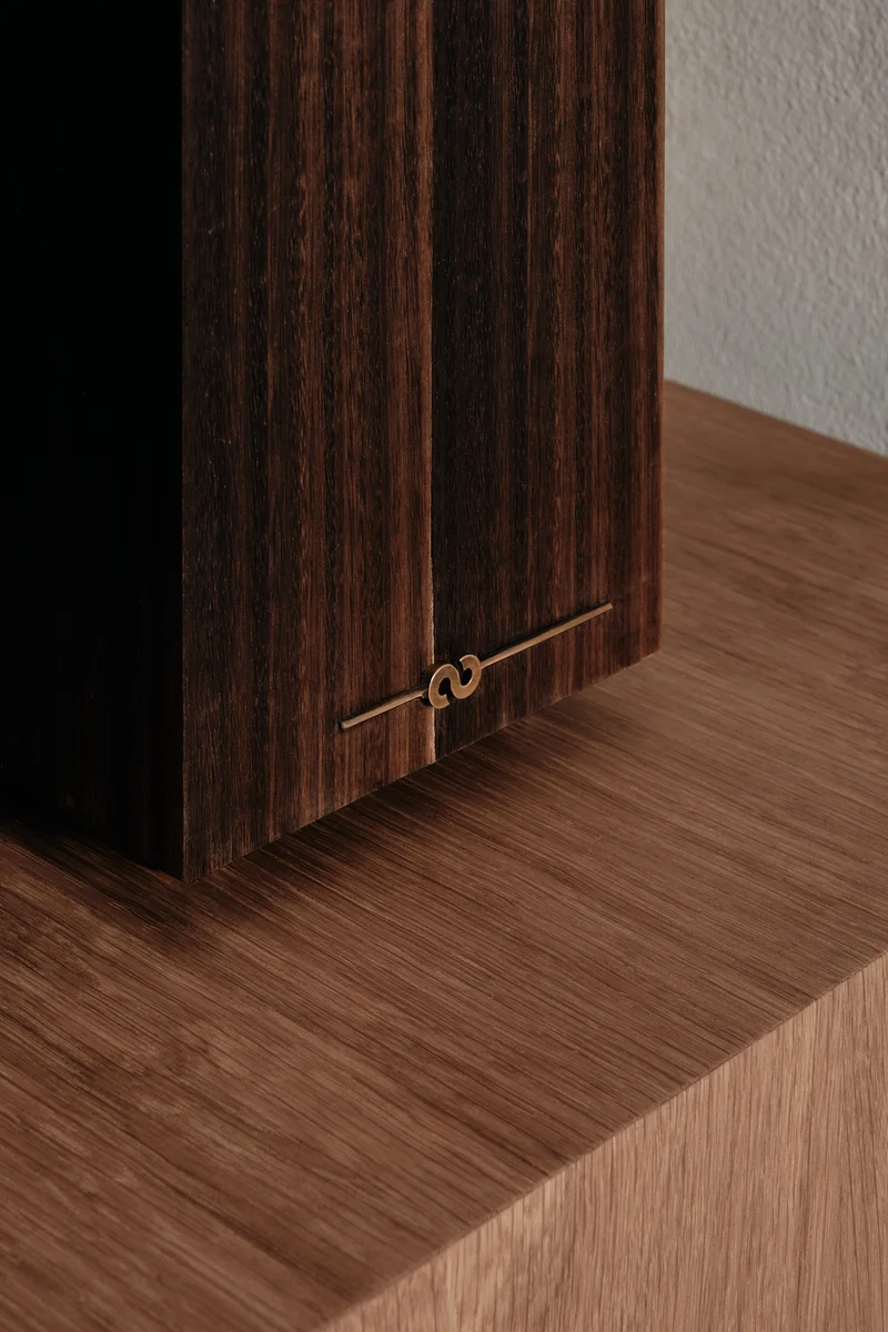 'Esperia' Bronze Table Lamp