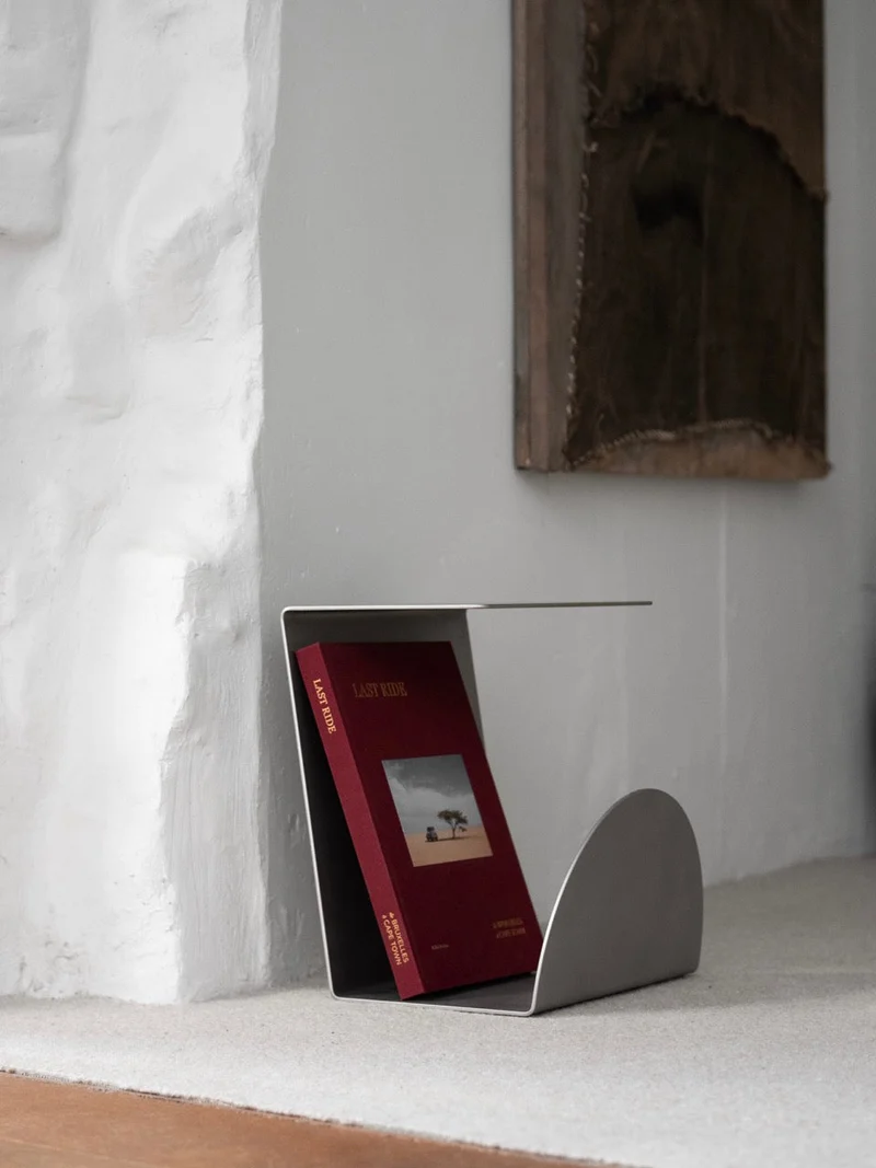 Side Table - 1.0 - Stainless Steel