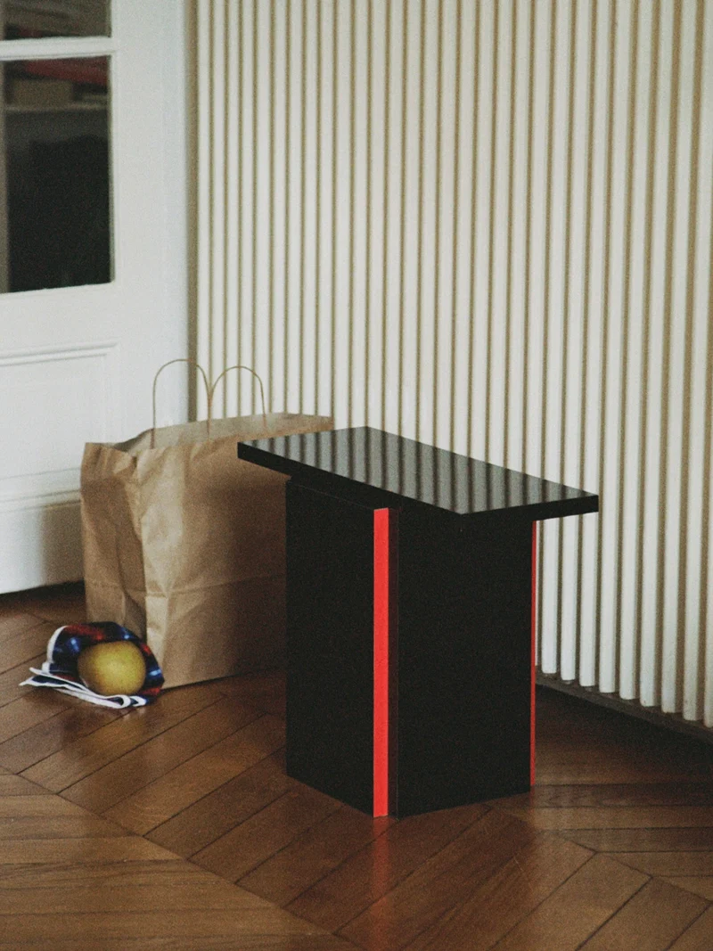 Mara T Side Table – Red Line